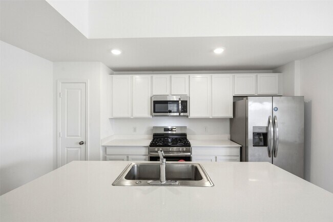 Foto del edificio - 27147 Breakaway Ln