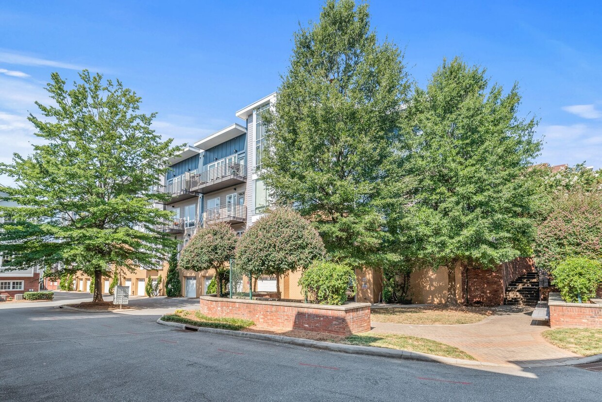 Primary Photo - (Coming Soon) Move-in Ready 1 Bedroom Cond...