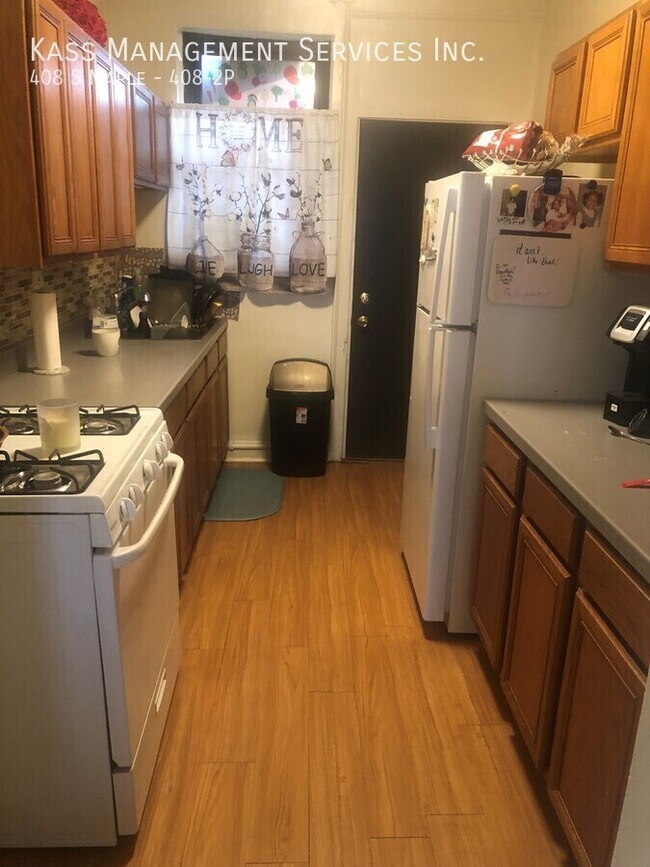 Foto del edificio - 408 S Maple Ave