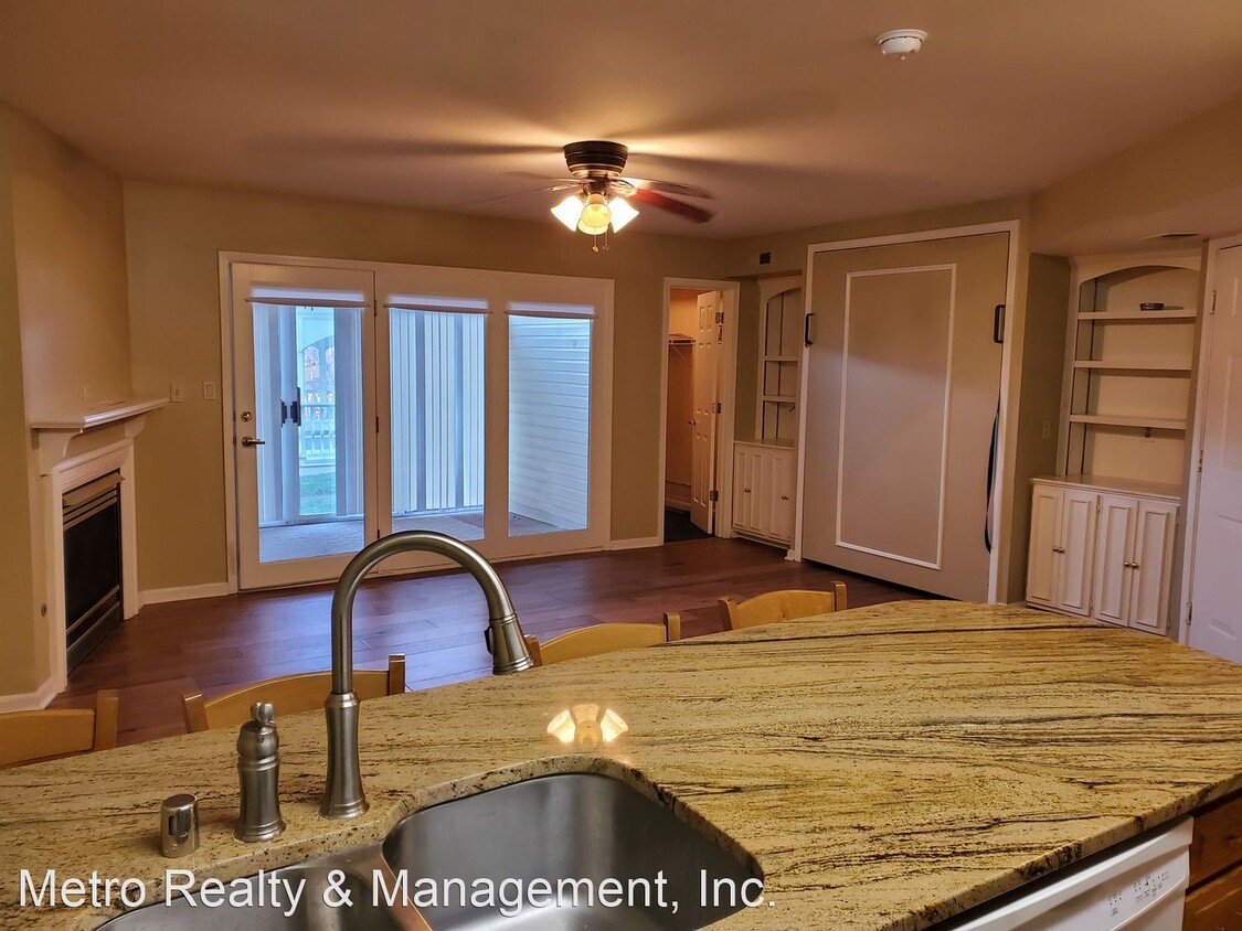 Primary Photo - 1 br, 1 bath House - 2726 Hollywood Ter #103
