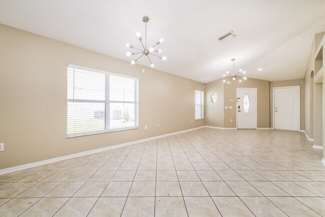 Foto del edificio - 12704 Evington Point Dr