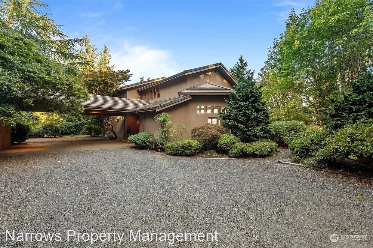 Primary Photo - 4 br, 3 bath House - 12747 Fetters Lane SE