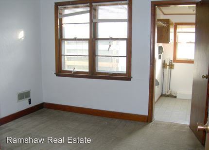 Building Photo - 1 br, 1 bath Apartment - 109 W. Church St.