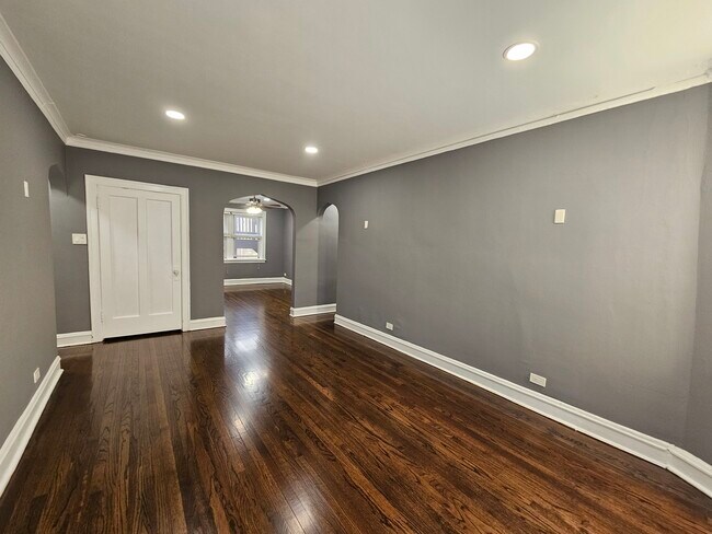 Foto del edificio - 6543 N Francisco Ave