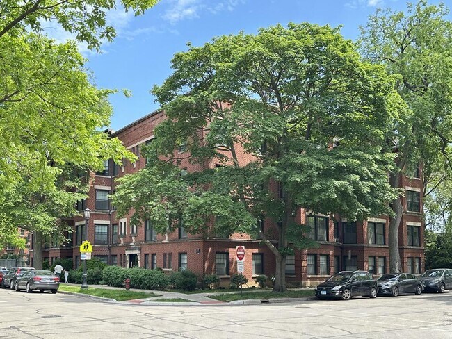 Building Photo - 314 Lee St