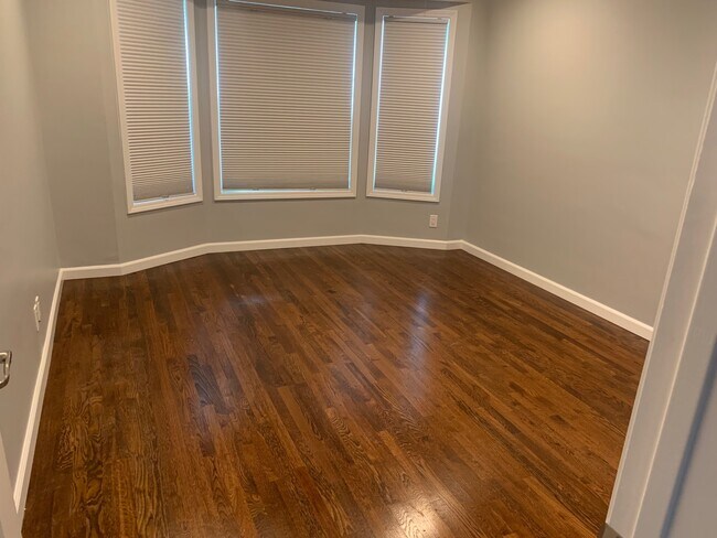 Foto del edificio - 625 W Walnut Ave