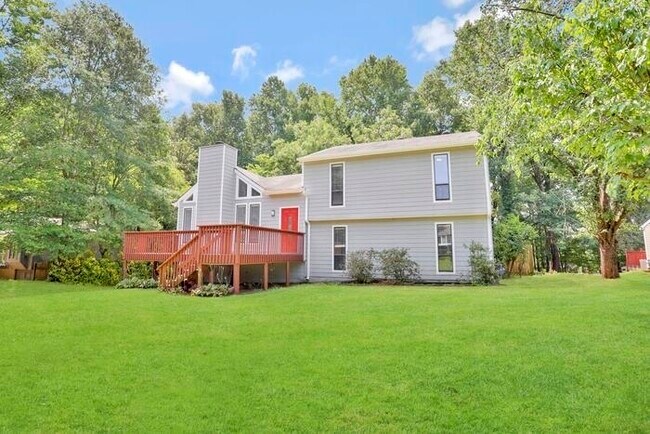 Building Photo - 4028 Landress Way