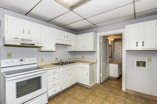 Building Photo - 1 bedroom home