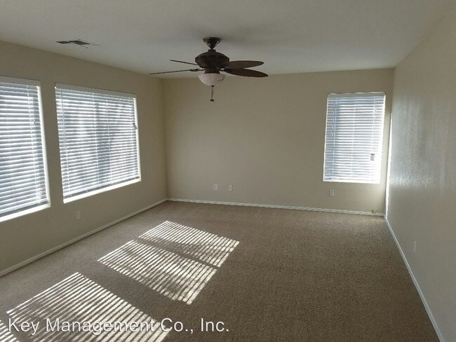Building Photo - 4419 E Coyote Wash Dr