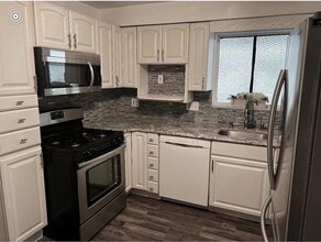 Building Photo - 220 Mount Lebanon Blvd