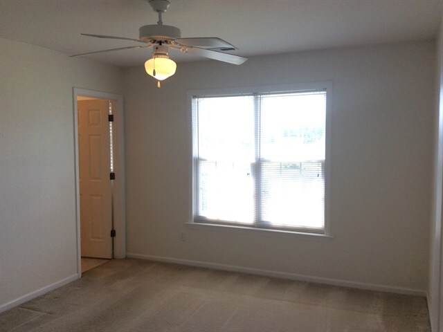 Building Photo - 378 Sailway Road
