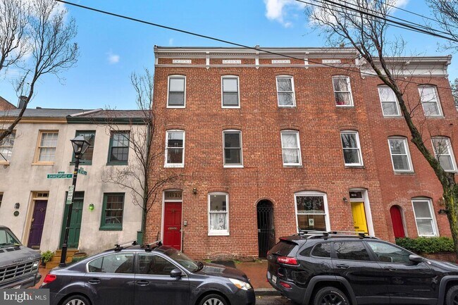 Building Photo - 1615 Shakespeare St