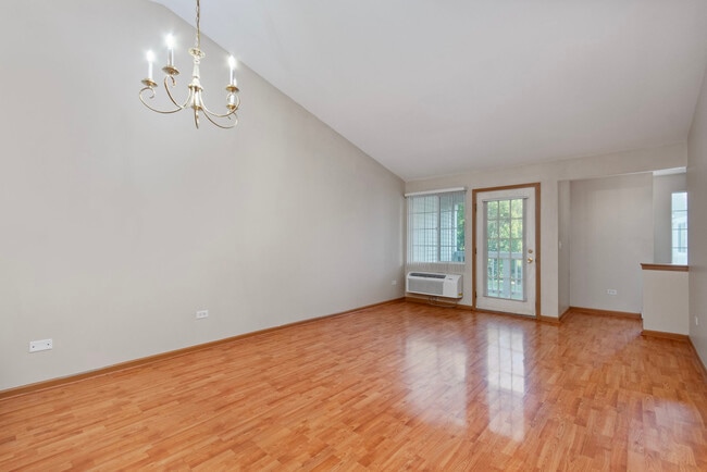 Building Photo - 1452 McClure Rd