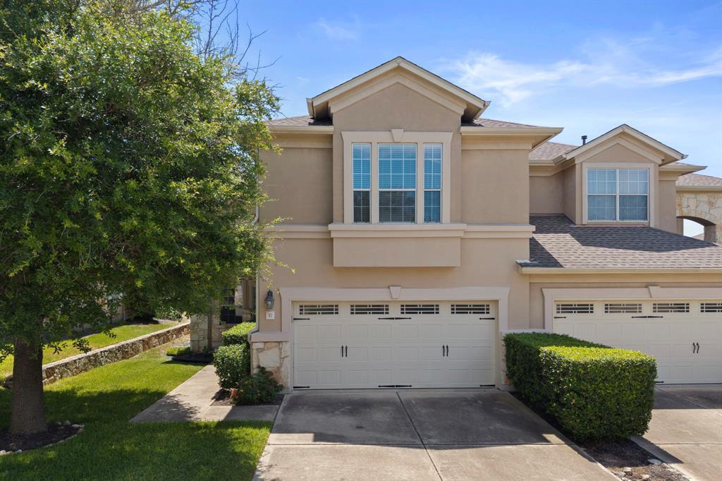 Foto principal - 7901 Southwest Pkwy