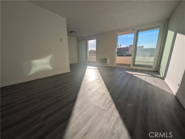 Building Photo - 336 N Berendo St