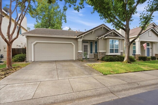 Building Photo - 374 Coventry Cir