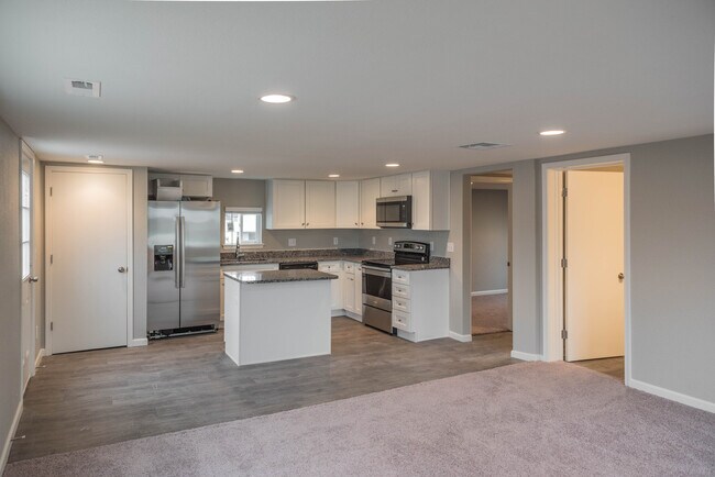 Foto del edificio - Remodeled home! Granite! SS Appliances!