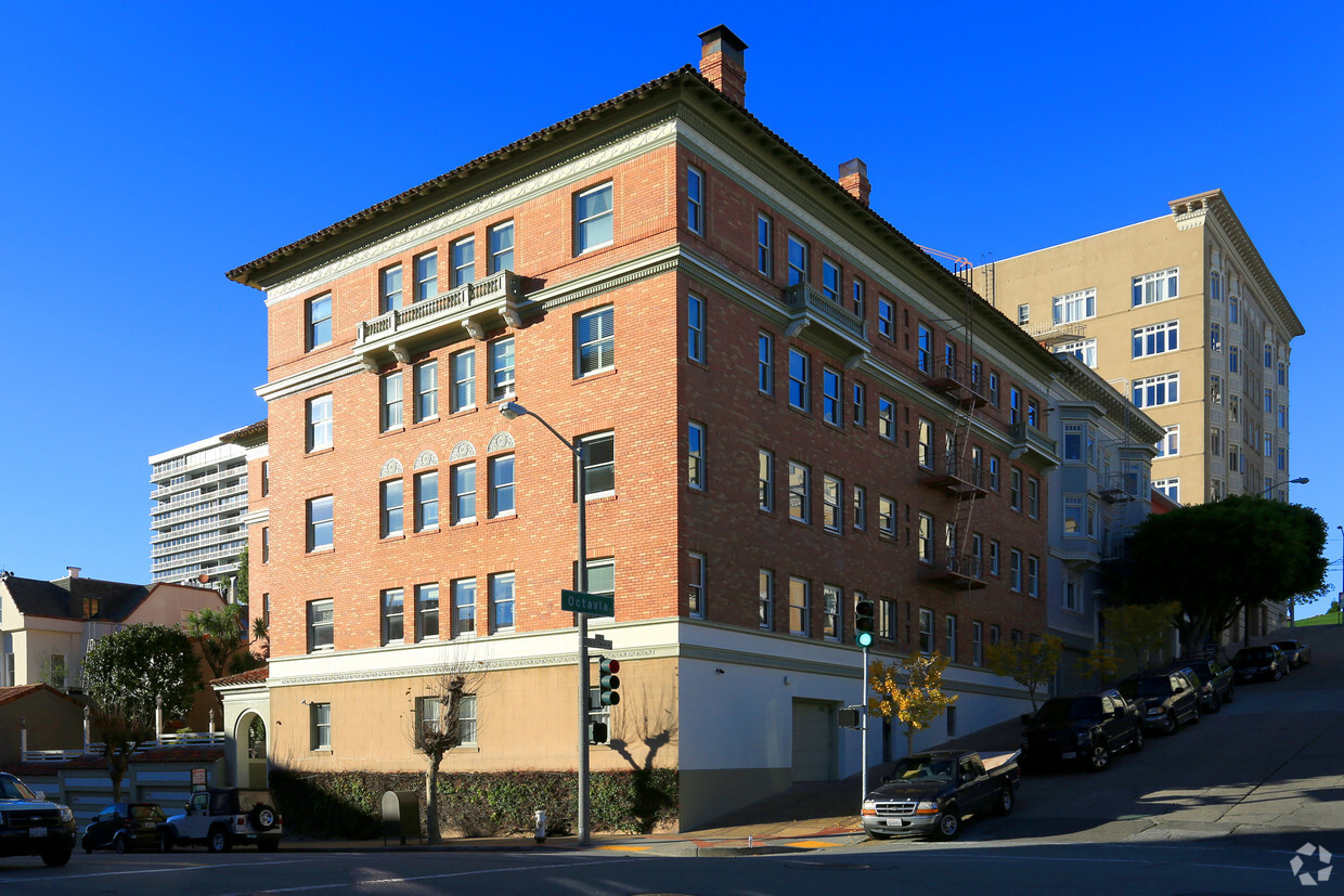 Primary Photo - 2000 California St