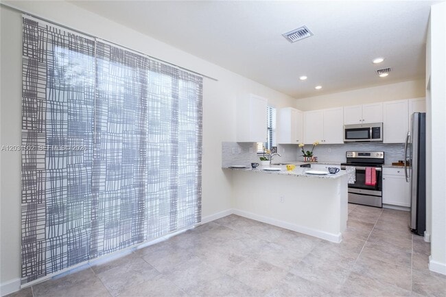 Building Photo - 6502 S Anise Ct
