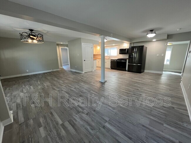 Foto del edificio - 5971 E Shimer Ave