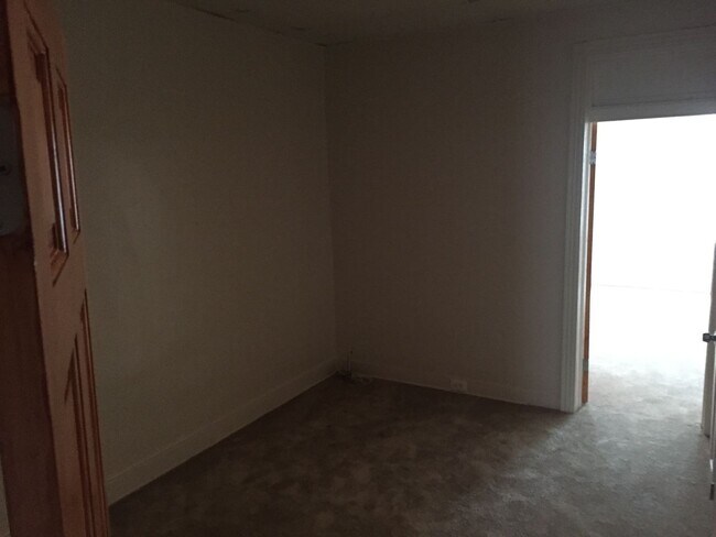 Foto del edificio - Great Druid Hill Home