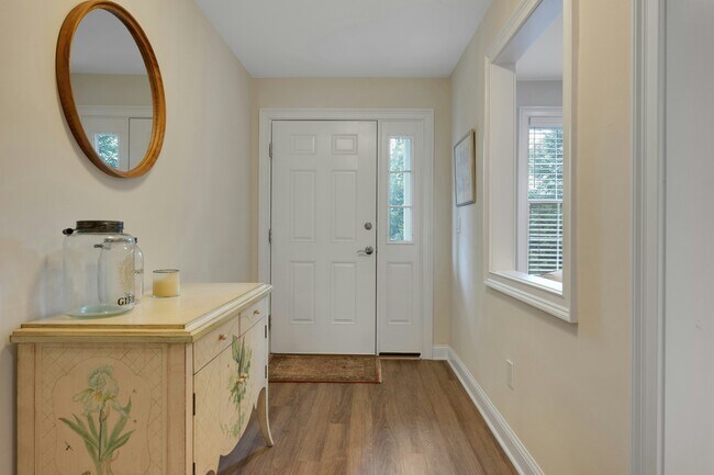 Building Photo - 785 Springfield Ave