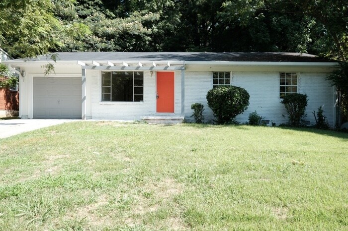 Primary Photo - Spacious 4br Ranch Home