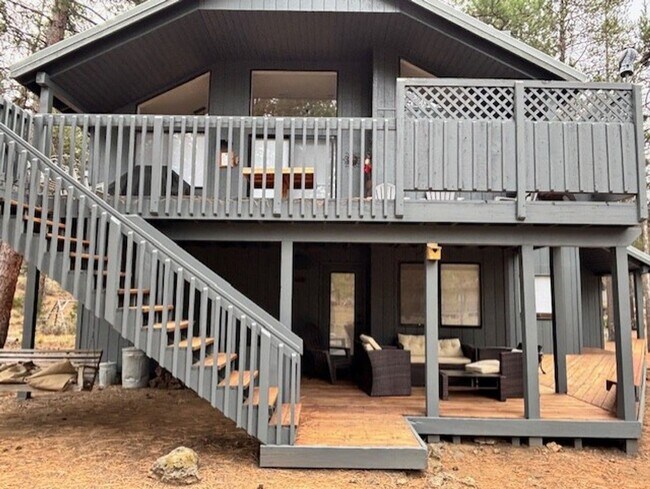 Foto del edificio - #11 Deer Lane, Sunriver OR 97707 - Long Te...