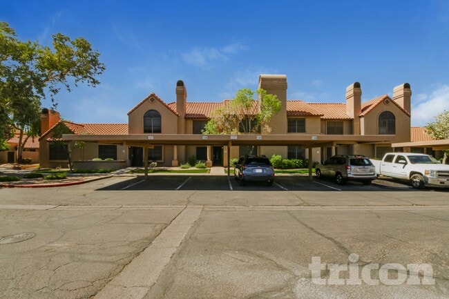 Building Photo - 3491 N Arizona Ave