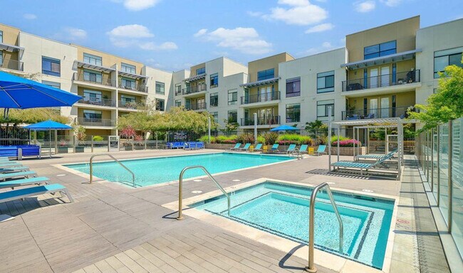 Foto del edificio - 1725 S Bascom Ave