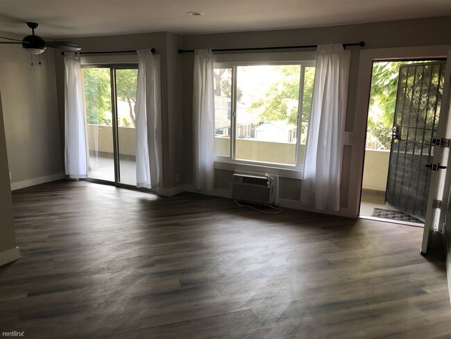 Building Photo - 2 br, 2 bath Apartment - 1870 Rodney Dr Apt 4