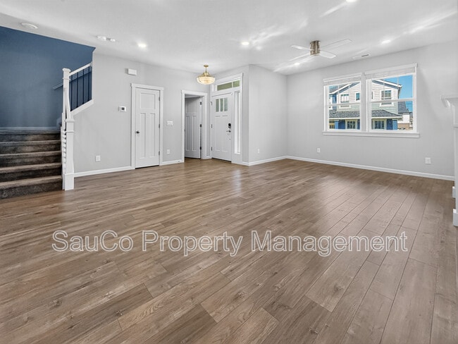 Building Photo - 3909 SE Zircon Ln