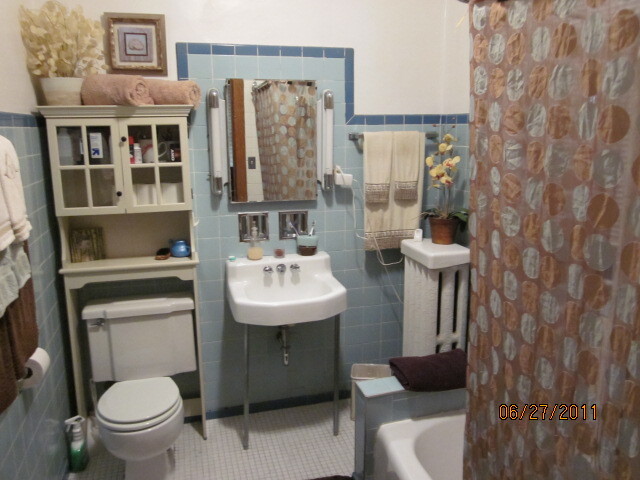 Bathroom - 309 Wisconsin Ave