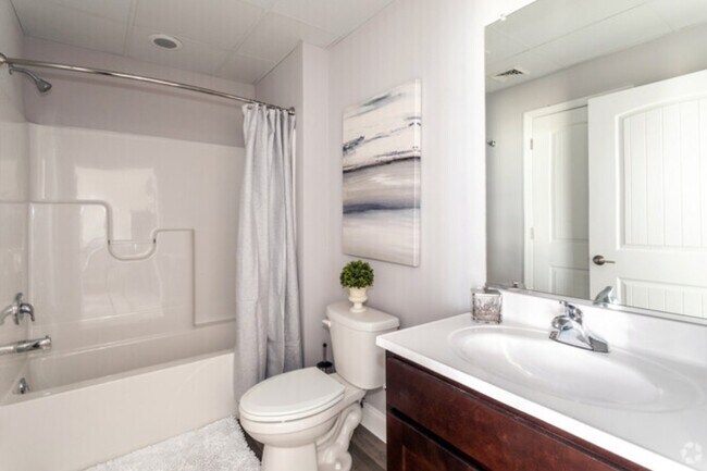 Zoe-Bathroom (tub style) - 200 5th Apartments