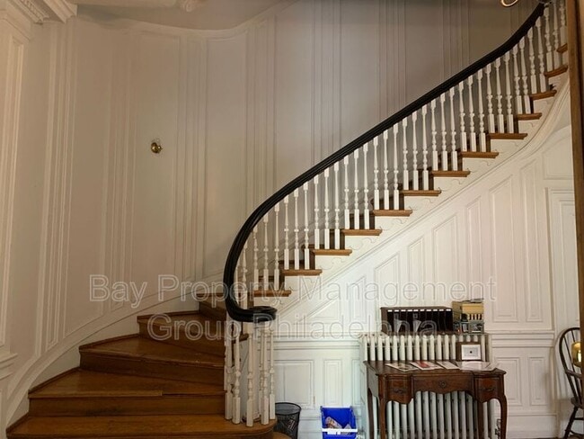 Building Photo - 229 S 22nd St