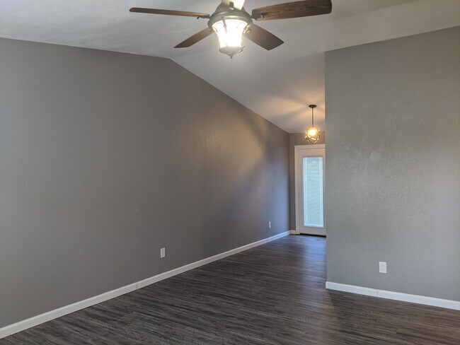 Building Photo - 3351 N 69th Dr