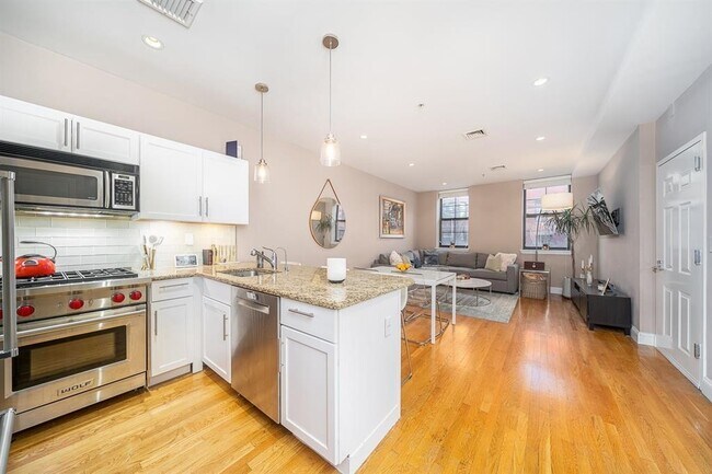 Foto del edificio - 822 Garden St