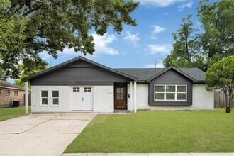 Building Photo - 11411 Sagehurst Ln