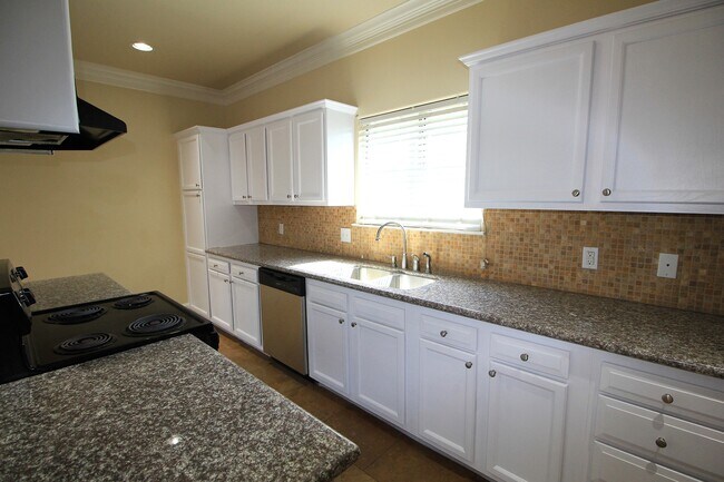 Foto del edificio - 4709 Scott St