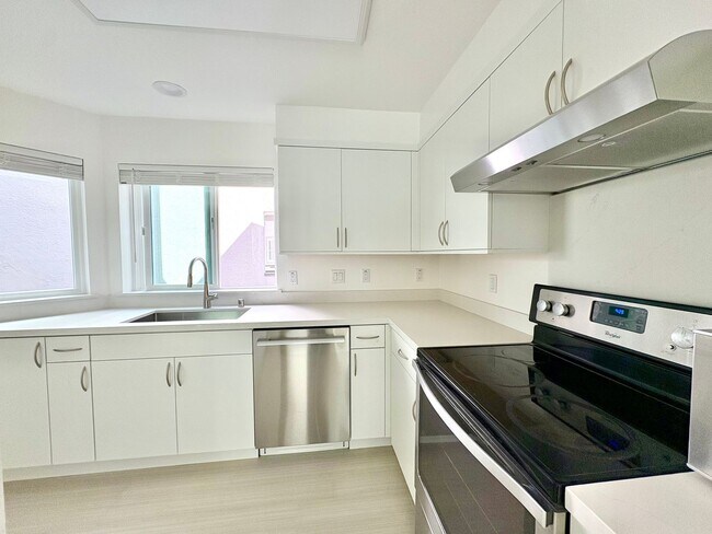 Foto del edificio - Beautiful 1Bd/1Ba in the Heart of Pacific Heights