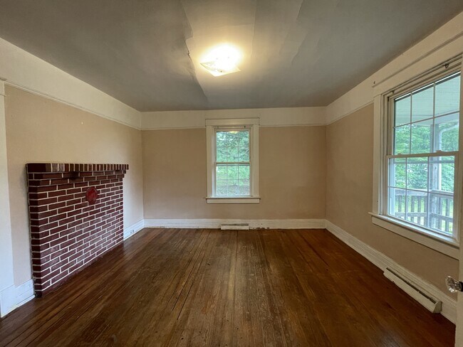 Foto del edificio - 169 Crescent Ln