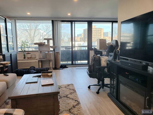 Foto principal - 555 Gorge Rd