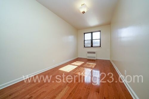 Building Photo - 2112 24th Ave