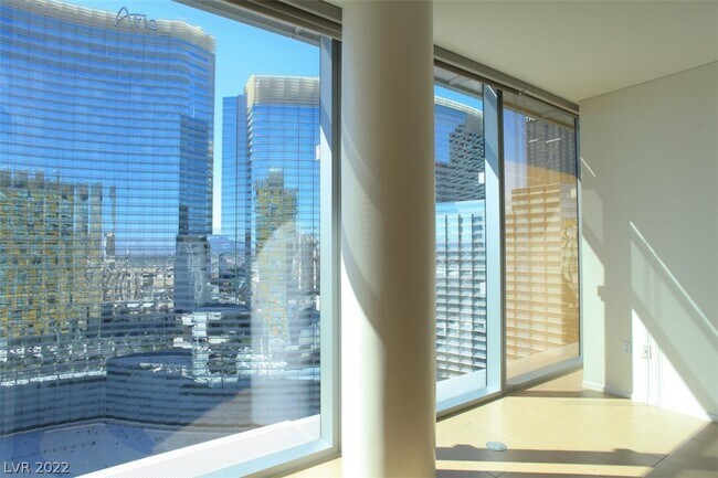 Building Photo - 3726 S Las Vegas Blvd