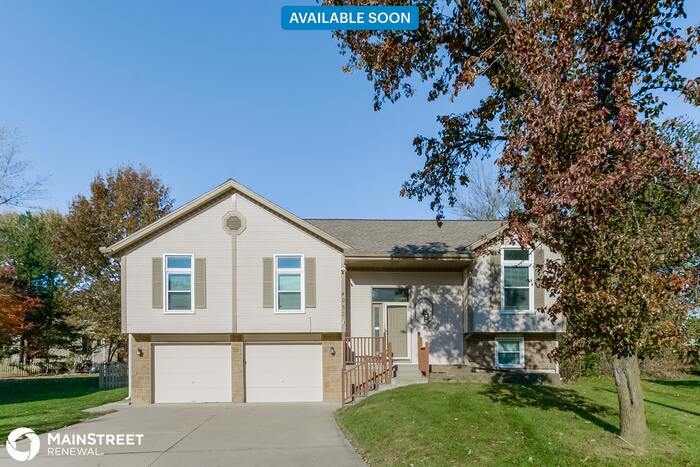 Foto principal - 4050 SW Laharve Dr, Lees Summit, MO 64082