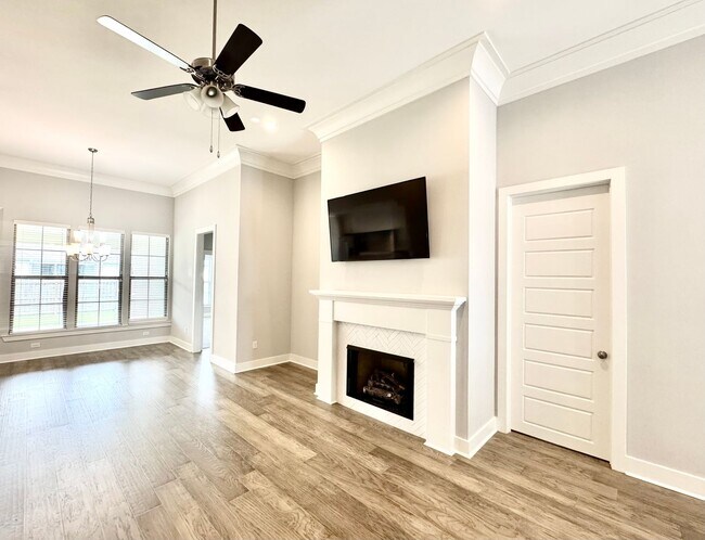 Foto del edificio - Warm Elegance in The Willows - 4Bedroom 2B...
