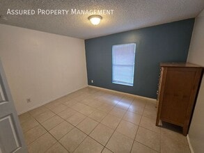 Building Photo - 2048 Cypress Bay Blvd