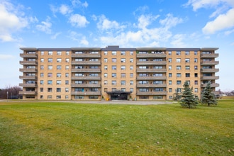 Building Photo - 60 Esther Lorrie Drive