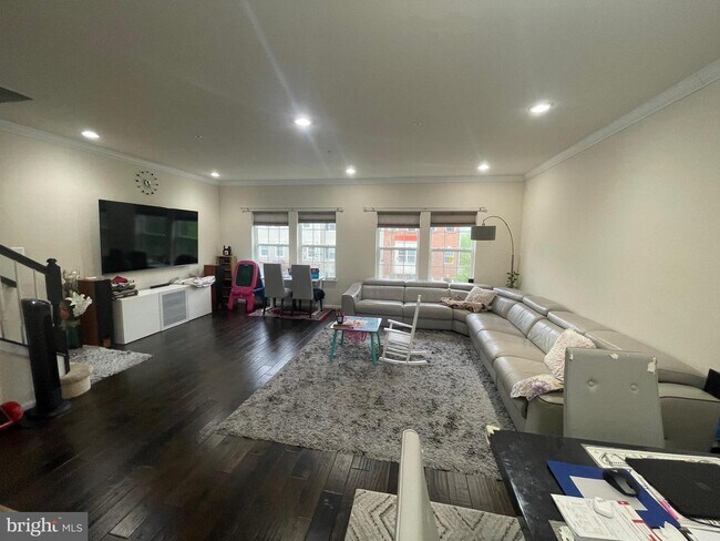 Foto del edificio - 7022 Foxton Way