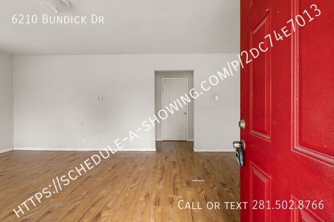 Foto del edificio - 6210 Bundick Dr